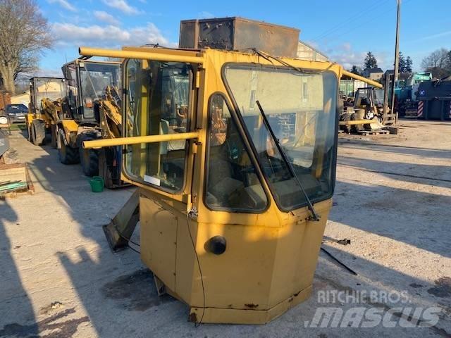 CAT 992 C Forestry Cabin