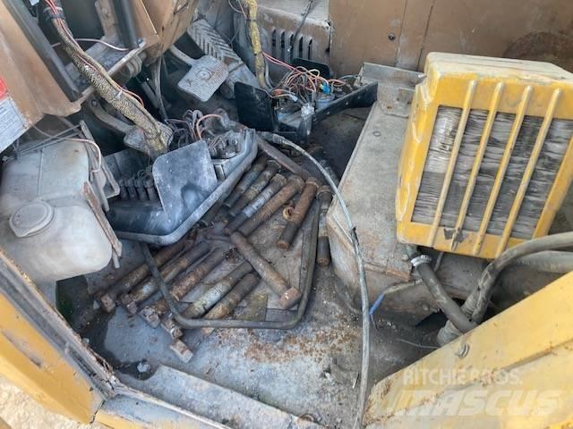 CAT 992 C Forestry Cabin