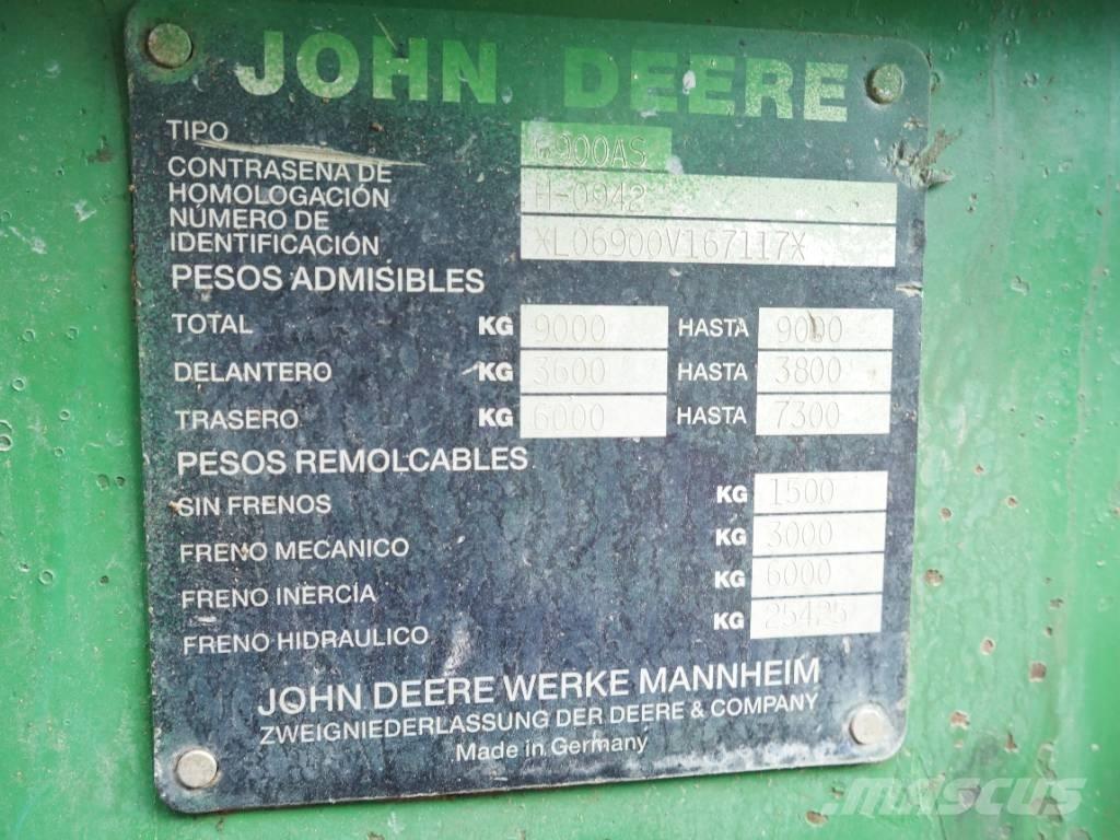 John Deere 6900 Tractors