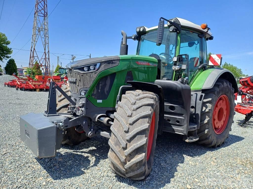 Fendt 933 Vario Tractors