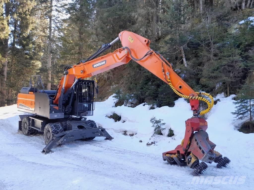 Doosan DX 210 W Forestry Excavators