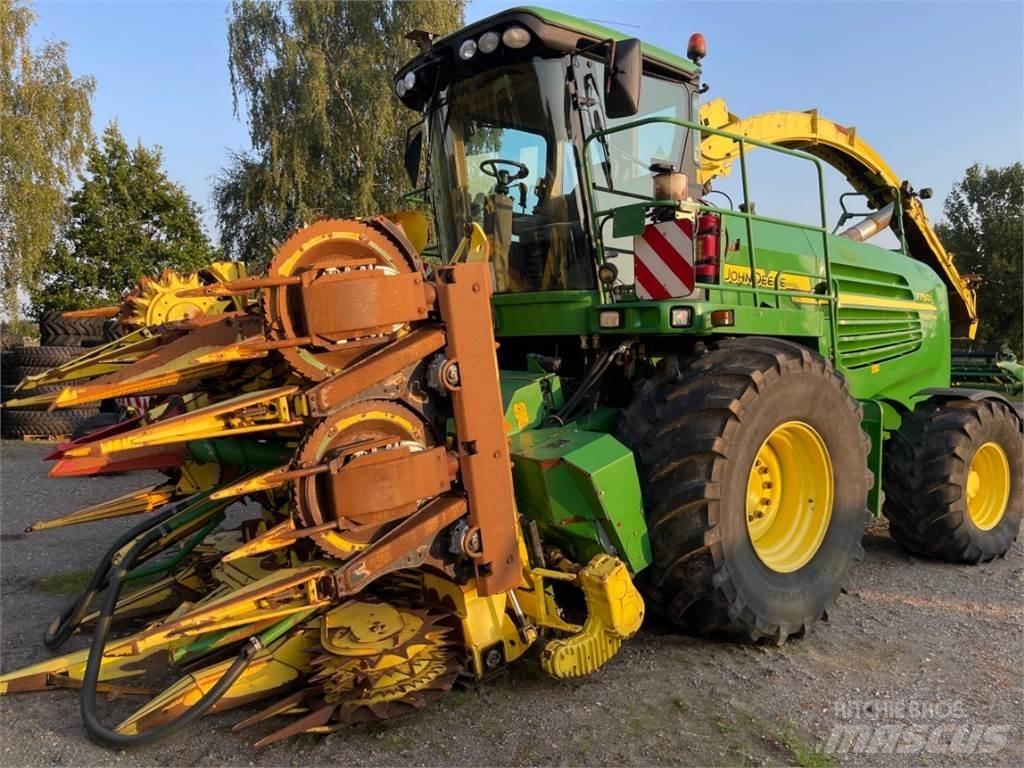 John Deere 7750 Forage Harvester