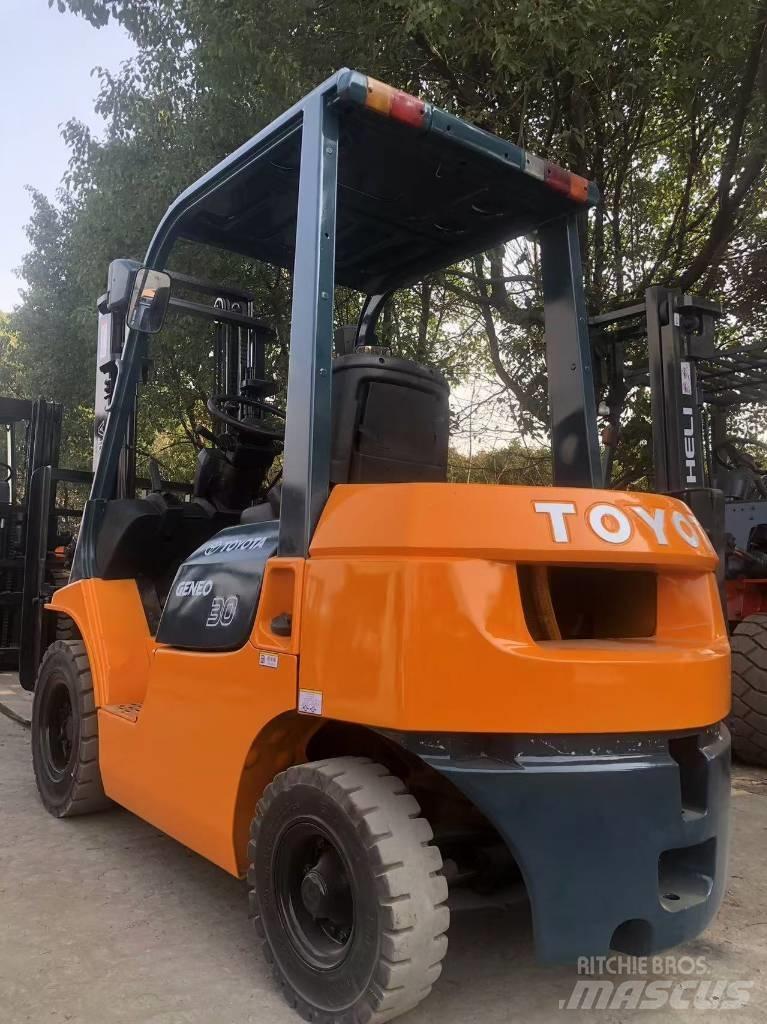 Toyota FD 30 Diesel Forklifts