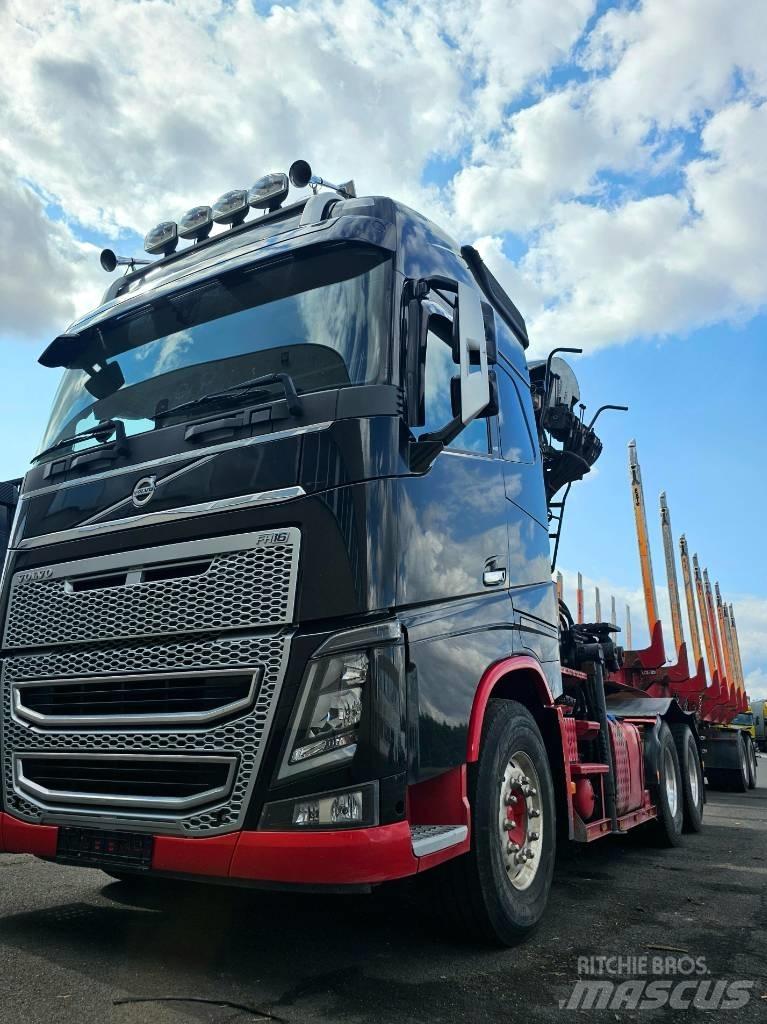 Volvo FH 16 Log trucks