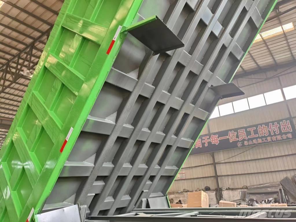 Howo 6*4  371 Dump Trucks