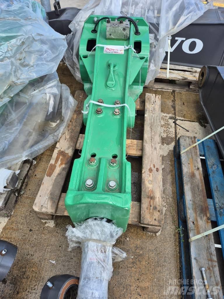 Montabert M 900 Hammers / Breakers