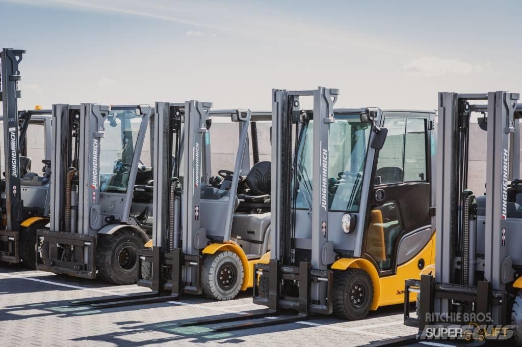 Jungheinrich DFG435 Diesel Forklifts