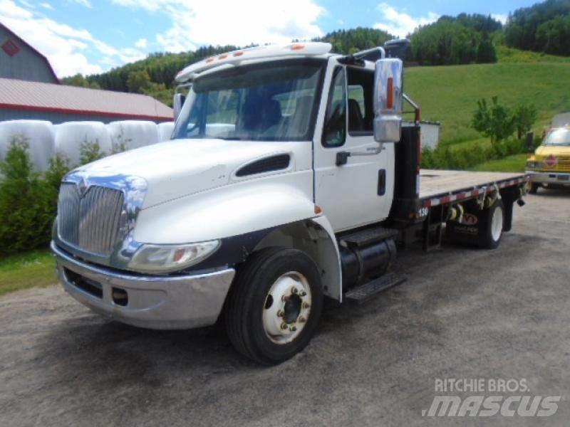 International 4200 Flatbed Trucks