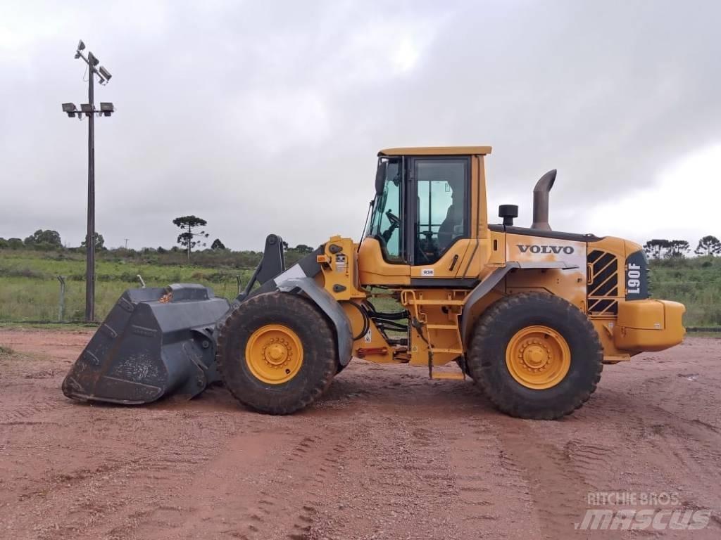 Volvo L90F Wheel Loaders