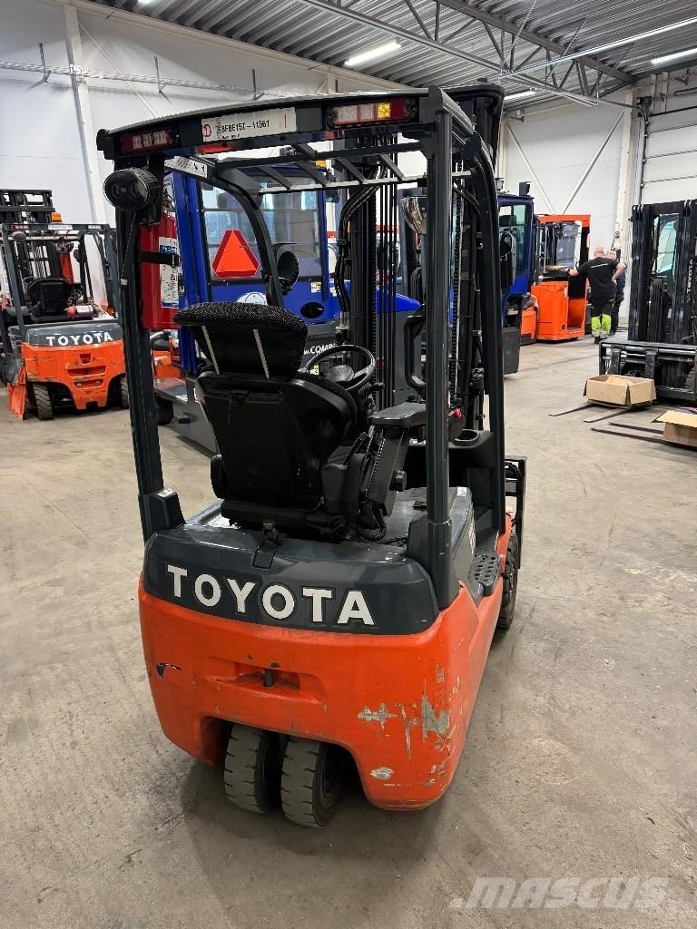 Toyota 8FBE15T Electric Forklifts
