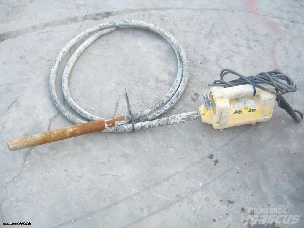 Wacker 220 VOL Plate Compactors