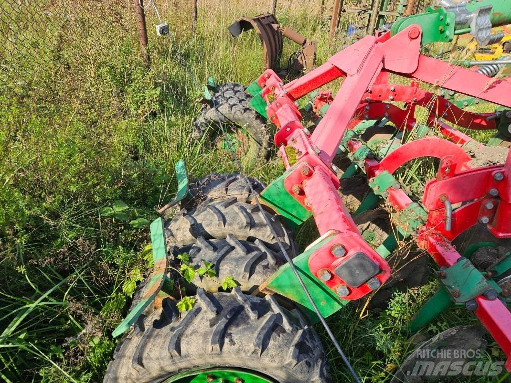 Unia Cross L 300 Chisel Plows