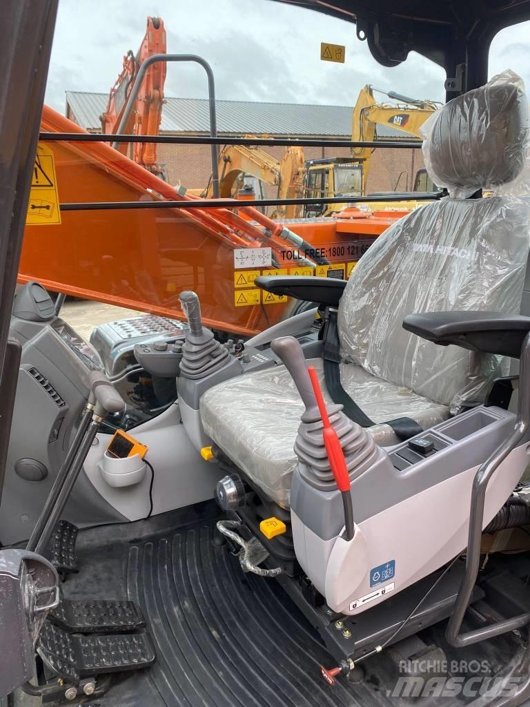 Hitachi ZX 220LC-5G Crawler Excavators