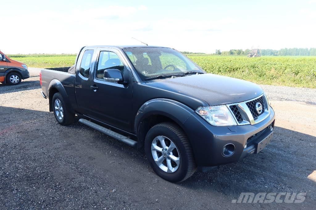 Nissan NAVARA Pickup Trucks
