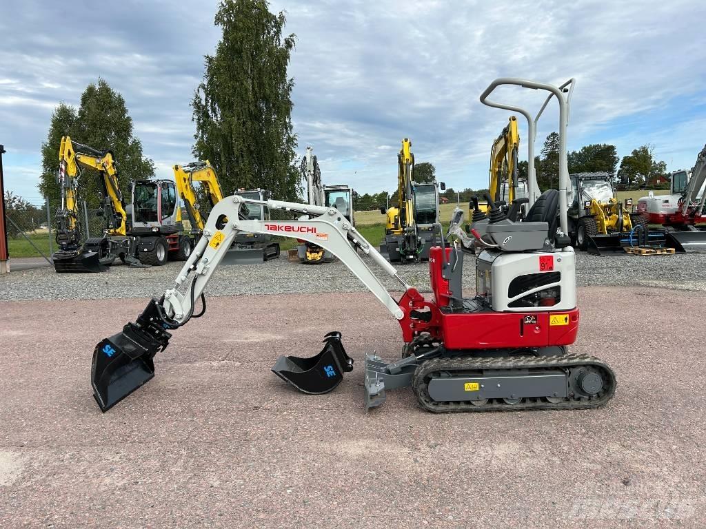 Takeuchi TB210R Mini Excavators <7t (Mini Diggers)