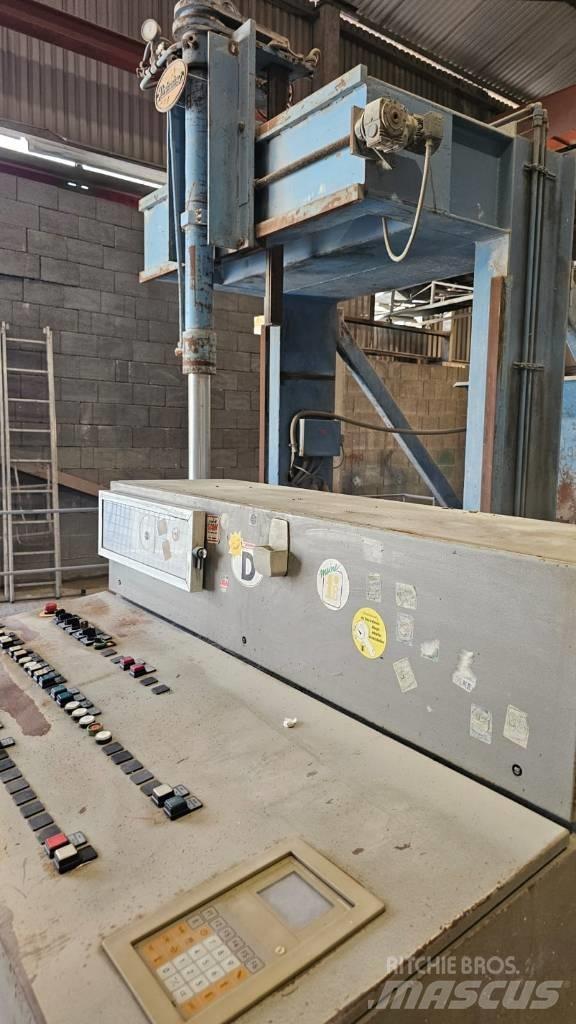  Prinzing Tornado Concrete Block Machines