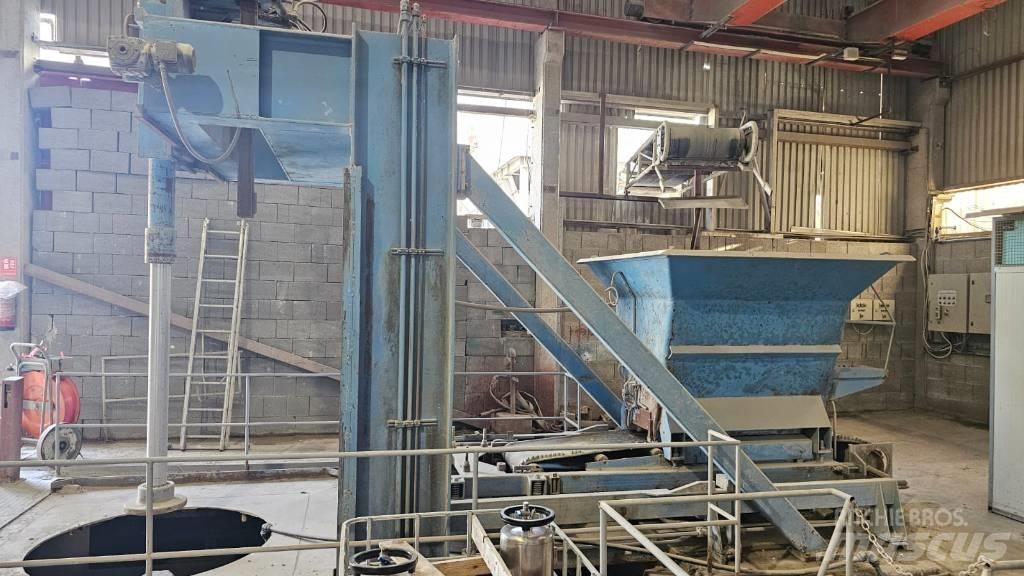  Prinzing Tornado Concrete Block Machines