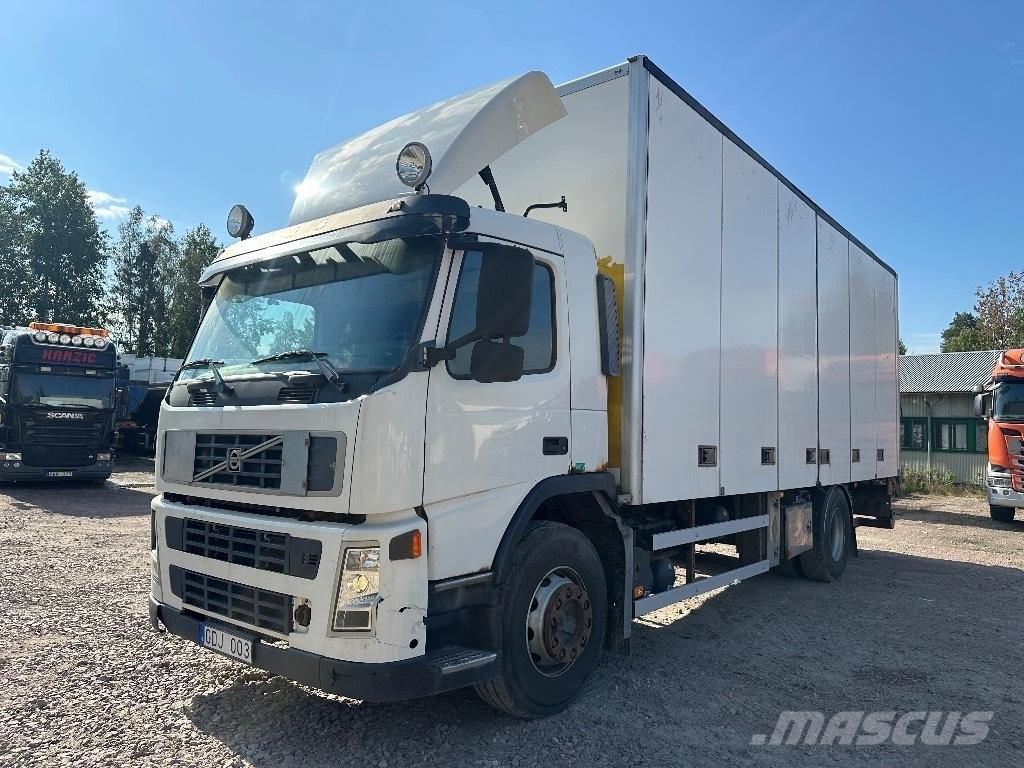 Volvo FM9 Skåpbil Box trucks