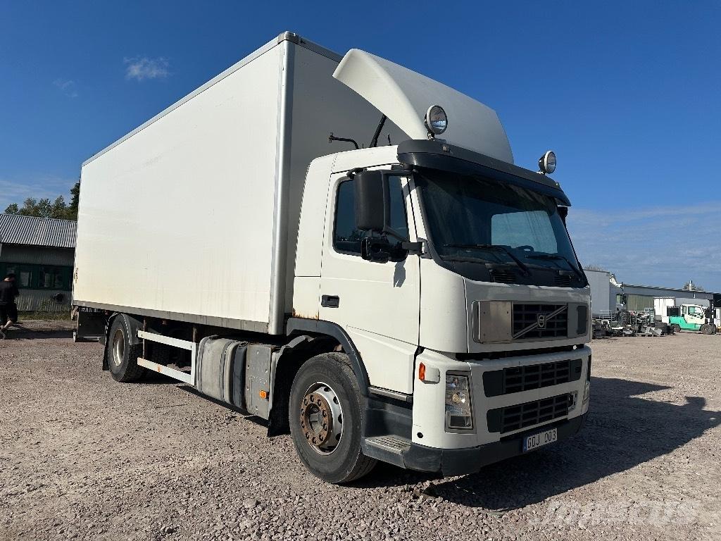 Volvo FM9 Skåpbil Box trucks
