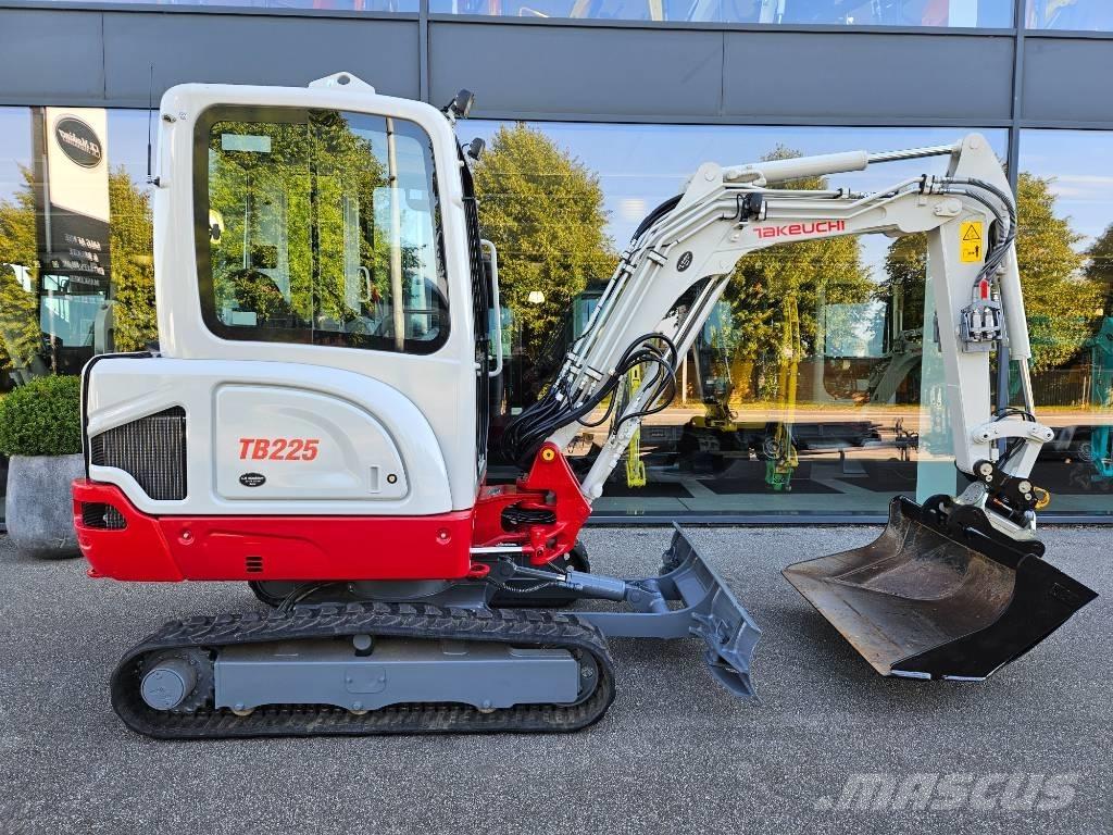 Takeuchi TB 225 Mini Excavators <7t (Mini Diggers)