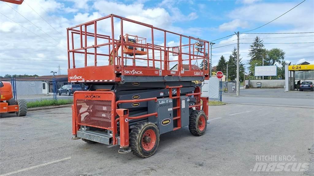 SkyJack 8841RT Scissor Lifts