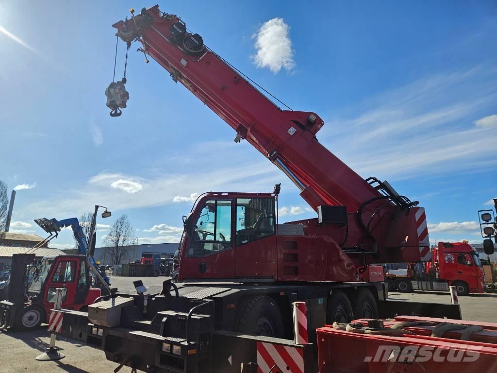 Terex Demag AC 40-1 Mobile and all terrain cranes