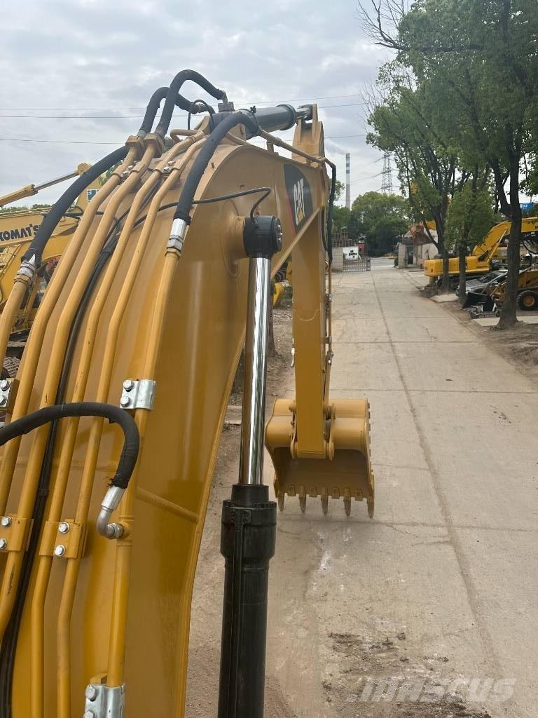CAT CAT330D Mini excavators  7t - 12t