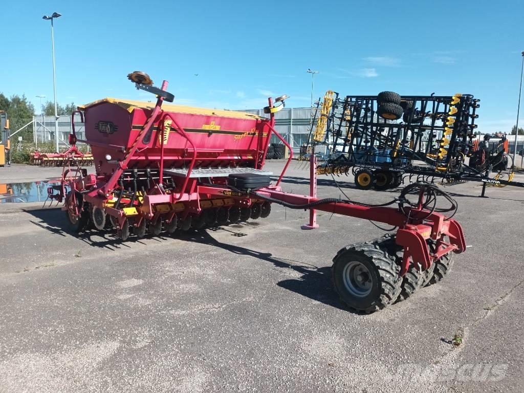 Väderstad Rapid300C Drills