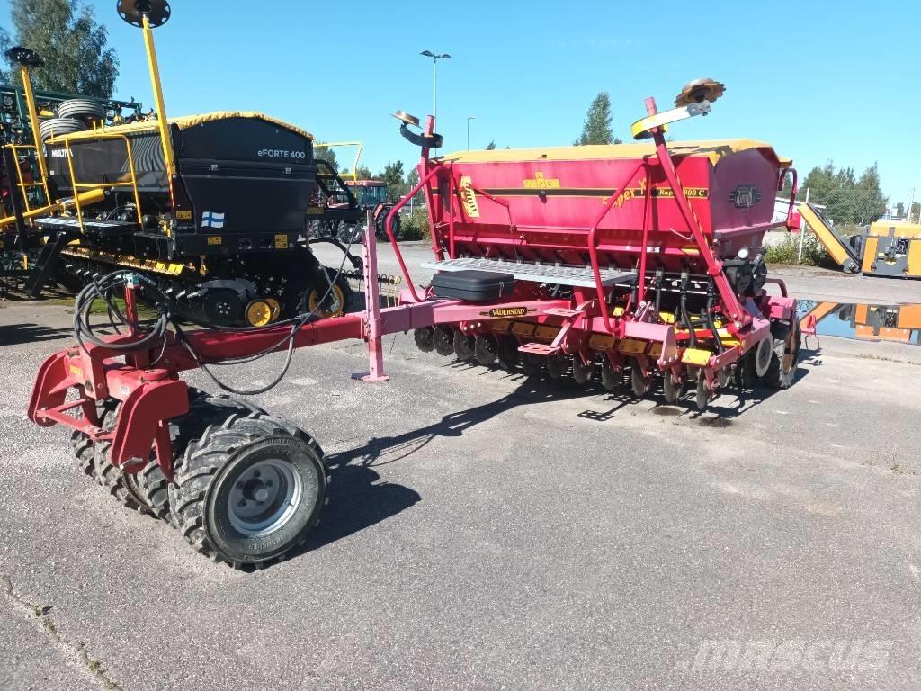 Väderstad Rapid300C Drills