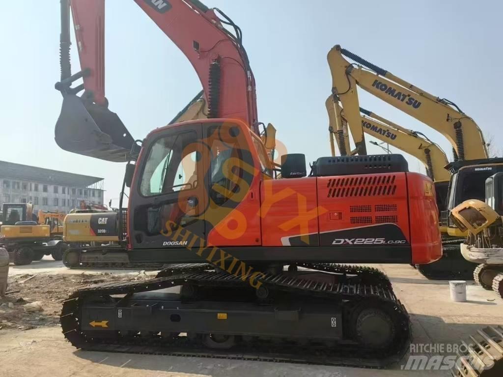Doosan DX 225 LC Crawler Excavators