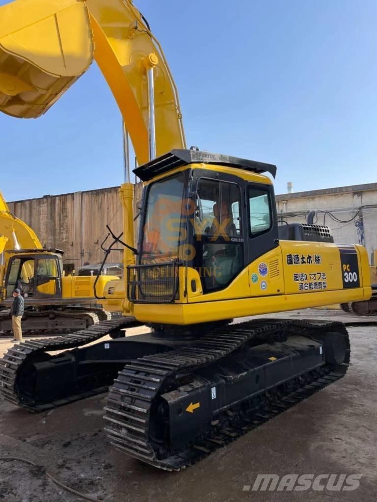 Komatsu PC 300 Crawler Excavators