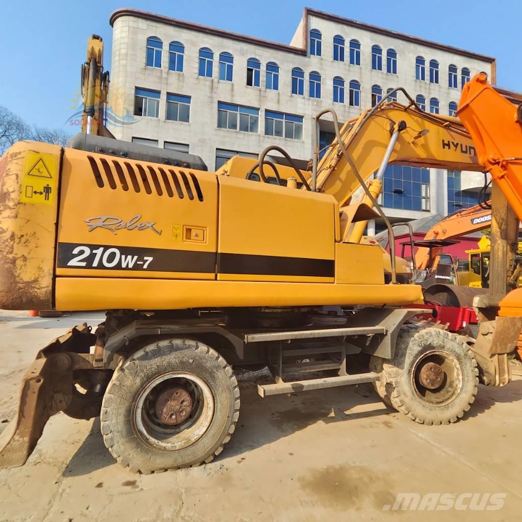 Hyundai Robex 210W-7 Wheeled Excavators