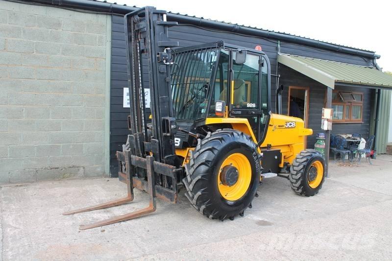 JCB 926 Rough Terrain Trucks