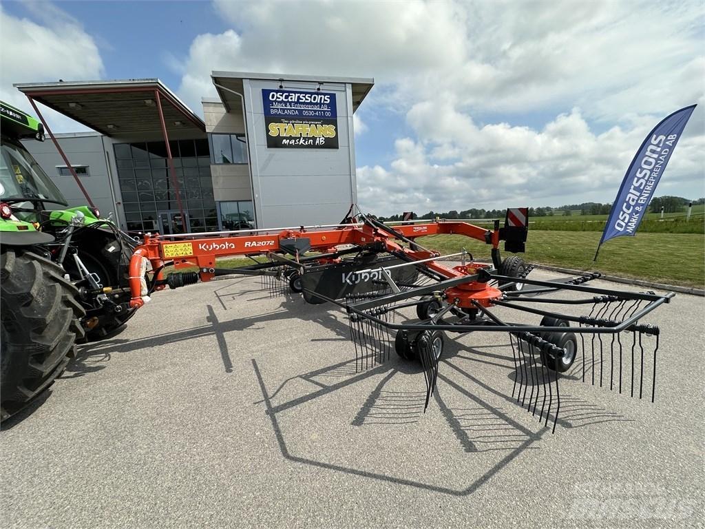 Kubota RA2072 Swathers \ Windrowers