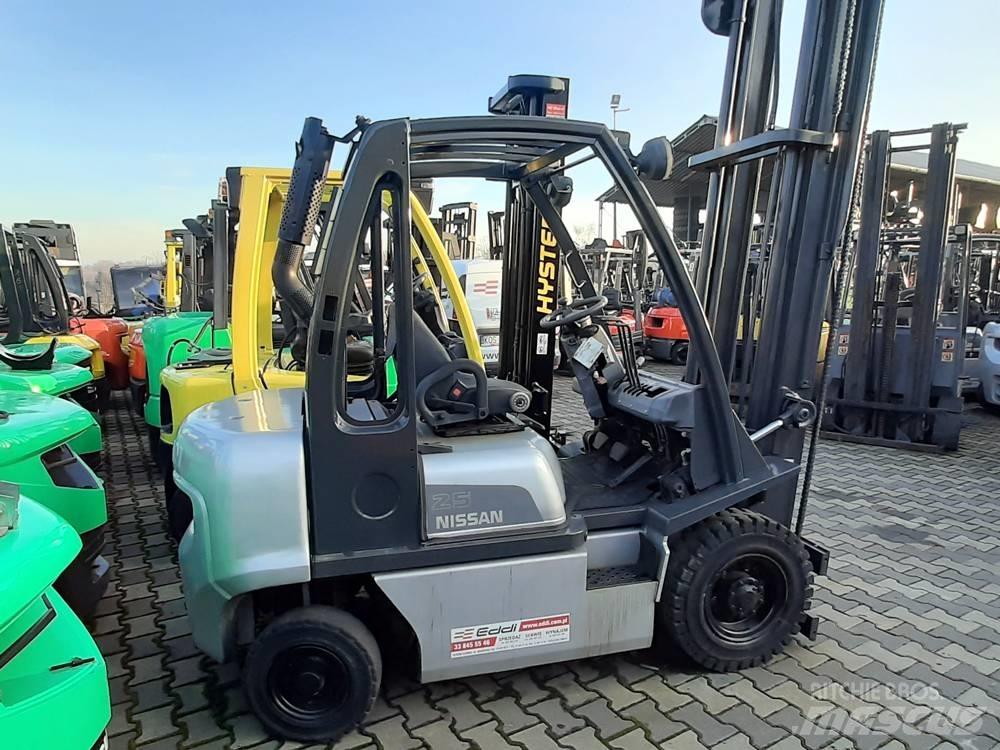Nissan Y1D2A25Q Diesel Forklifts