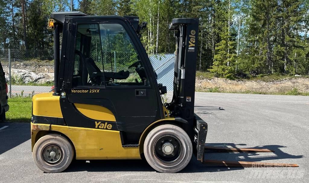 Yale GDP 25 VX Diesel Forklifts