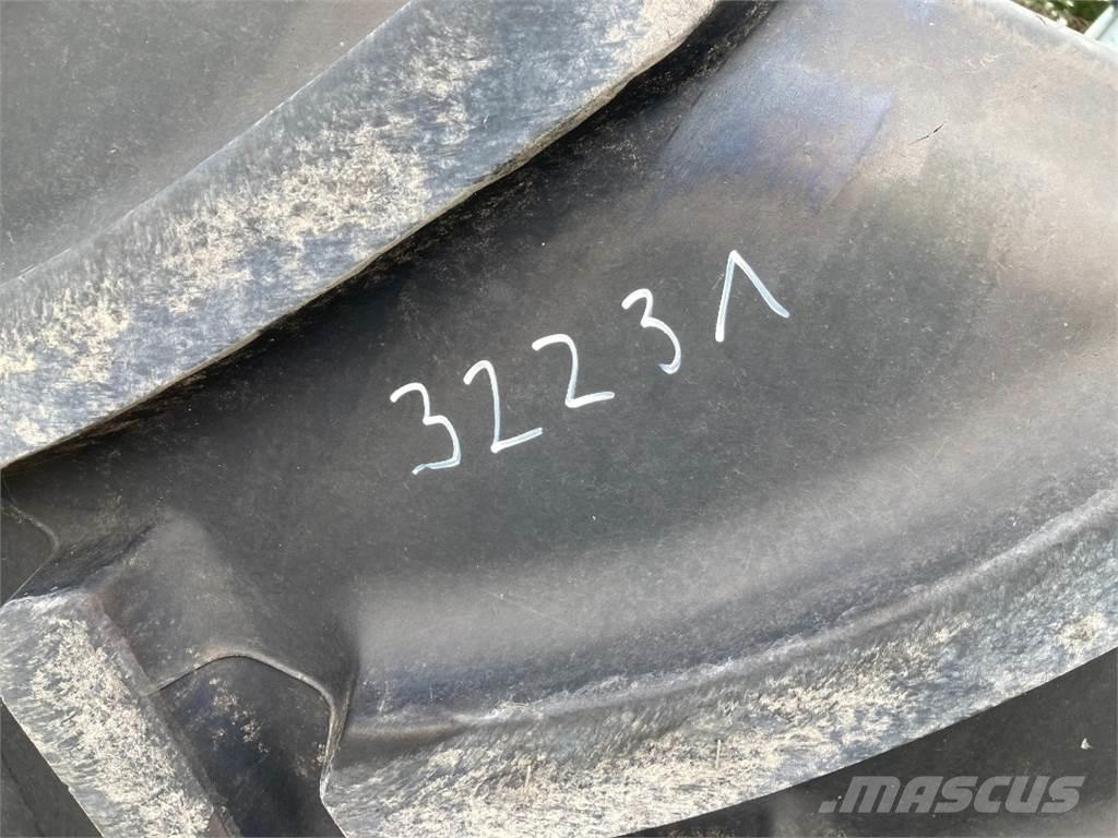 Mitas 2x 650/65R42 Other tractor accessories