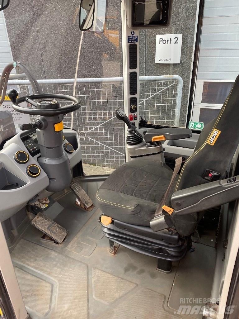 JCB 427HT Wheel Loaders