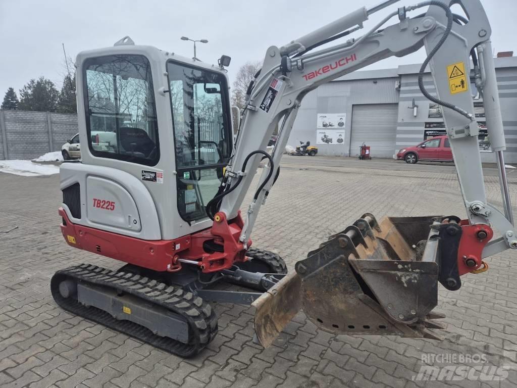 Takeuchi TB 225 Mini Excavators <7t (Mini Diggers)