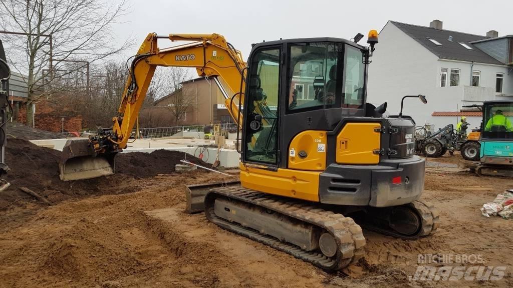 Kato 85V5 Mini excavators  7t - 12t