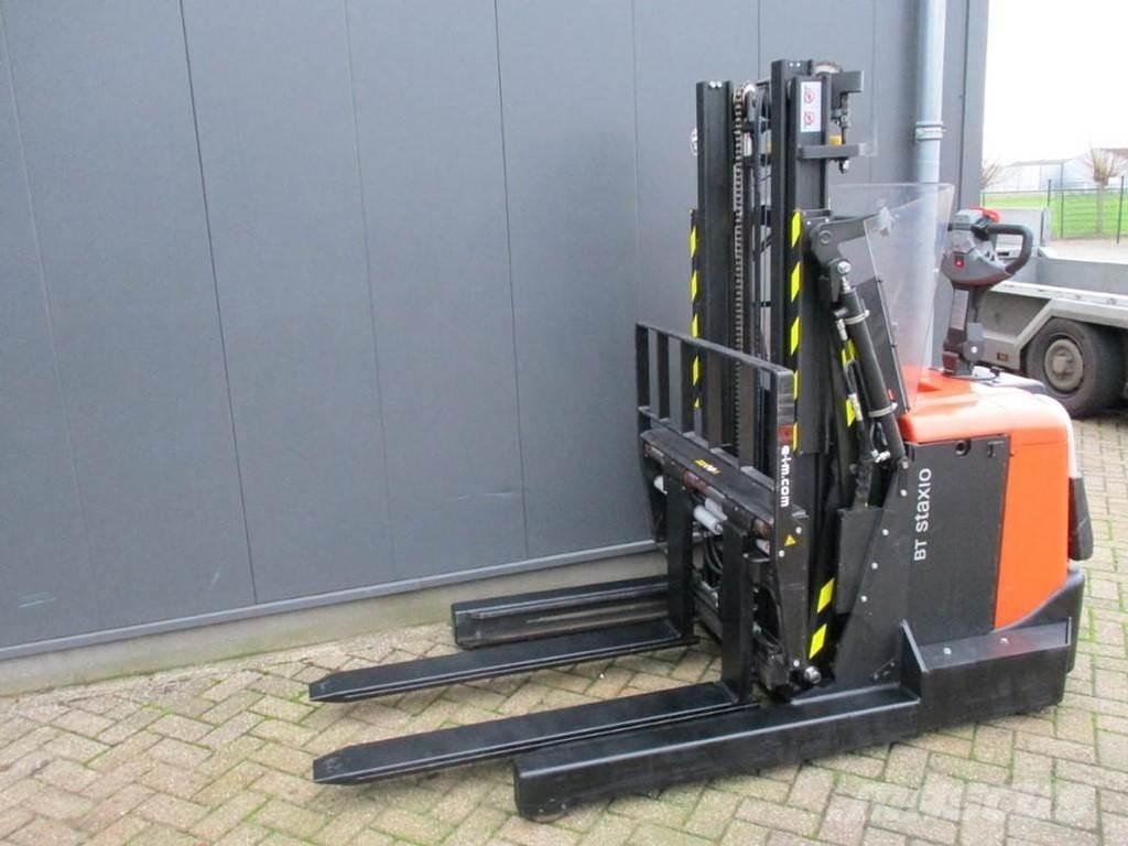 BT SPE 120 XR Reach Stackers