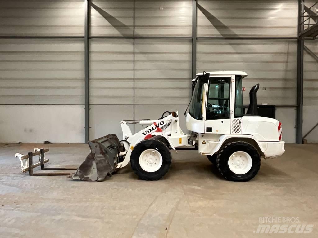Volvo L 30 G Wheel Loaders