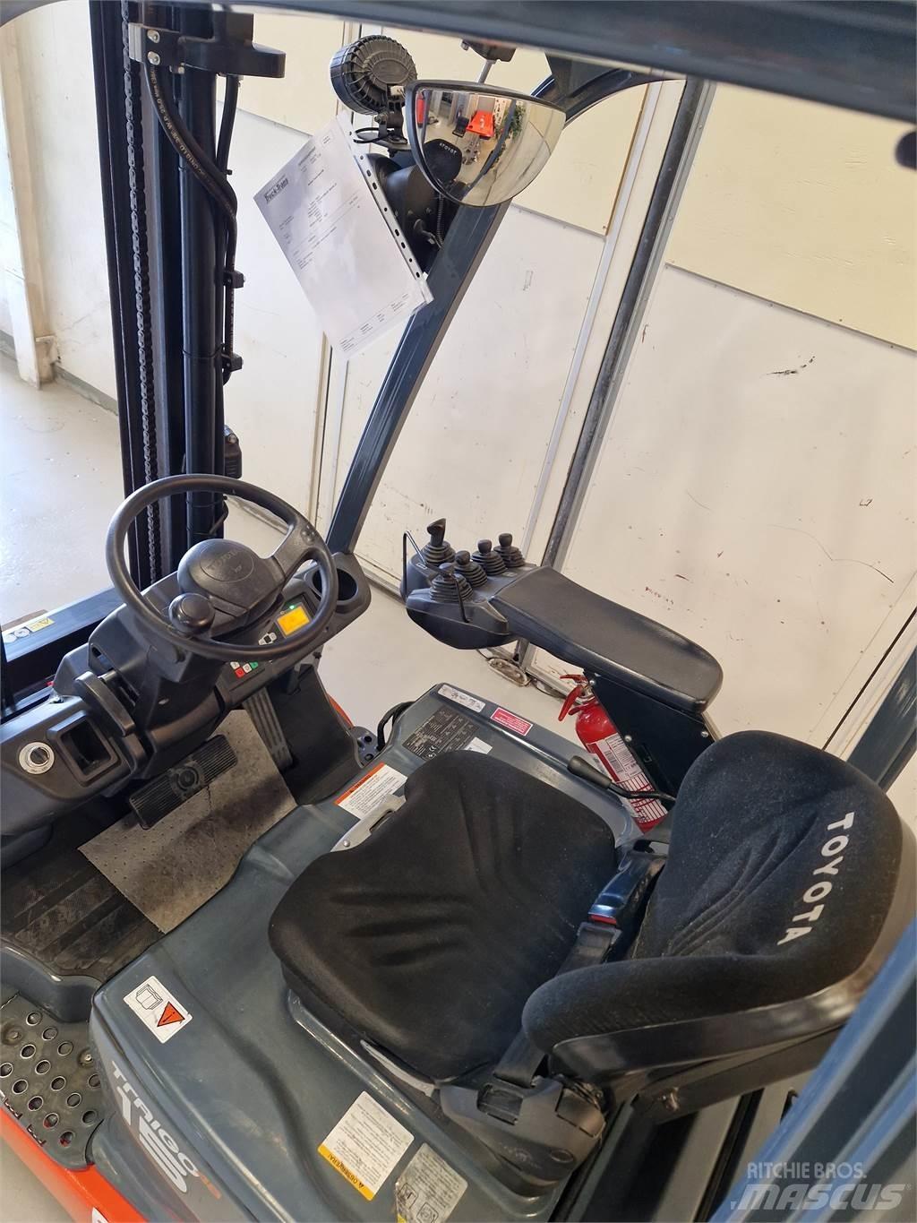 Toyota 8FBE15T Electric Forklifts