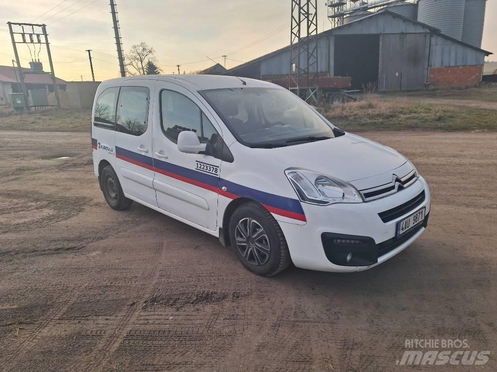 Citroën Berlingo Automobiles / SUVS
