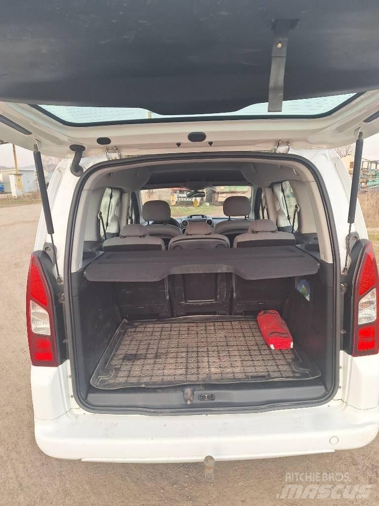 Citroën Berlingo Automobiles / SUVS
