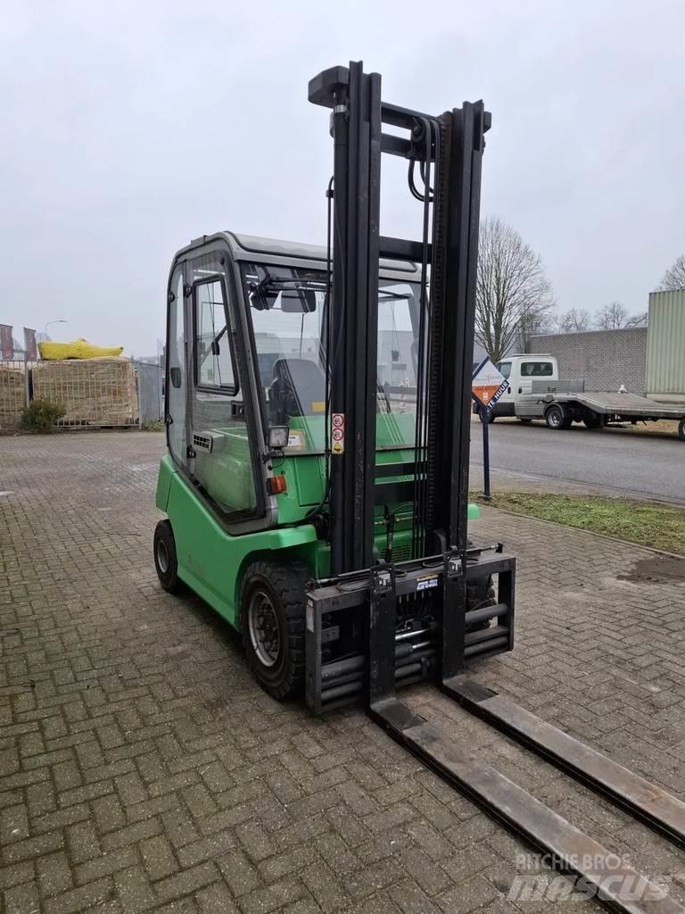 Cesab Mak400AC Electric Forklifts