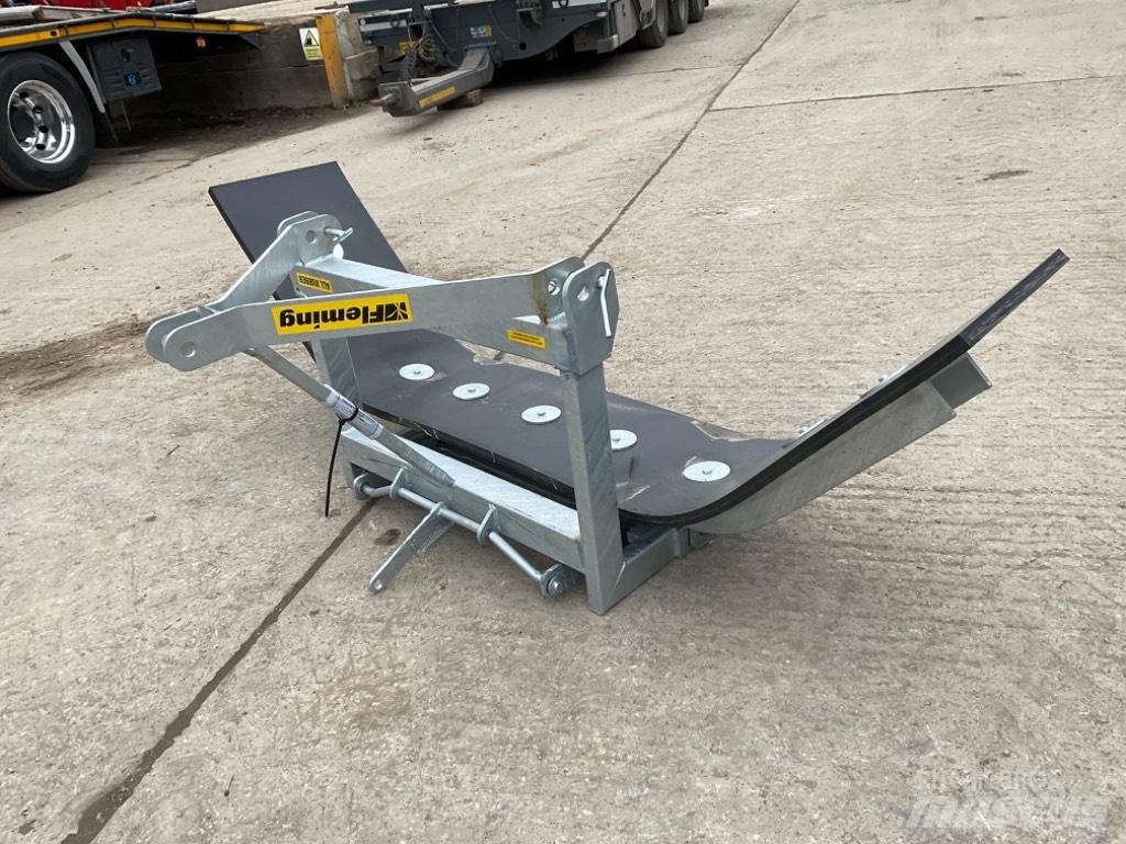 Fleming YARD SCRAPER Farm Equipment - Others
