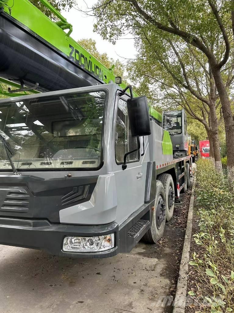 Zoomlion ZTC 700 V Mobile and all terrain cranes