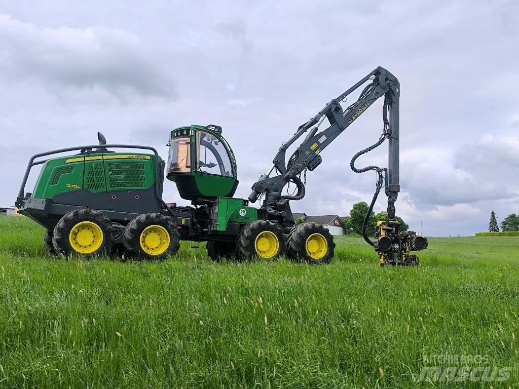 John Deere 1270G 8WD Harvesters