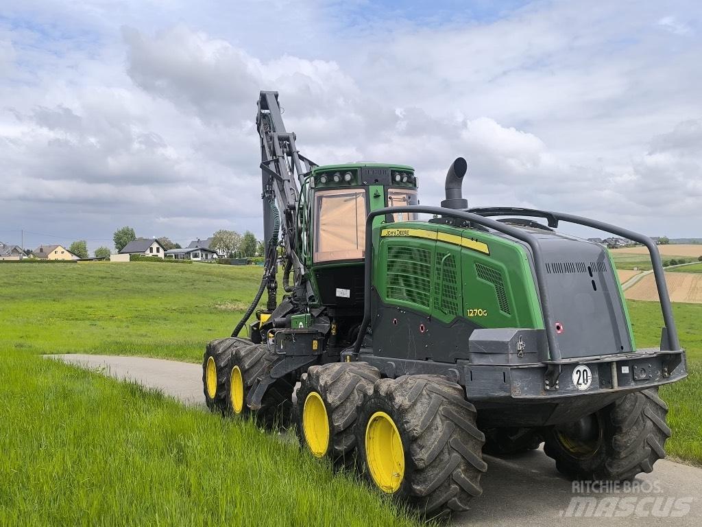 John Deere 1270G 8WD Harvesters